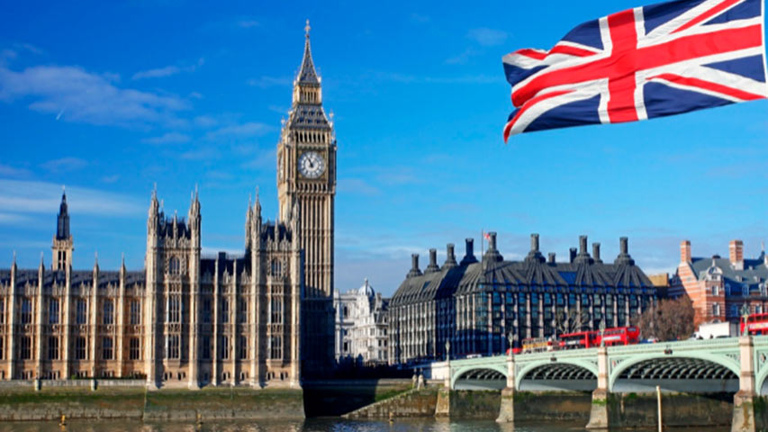 Parlamento británico vota si acepta un “brexit” sin acuerdo