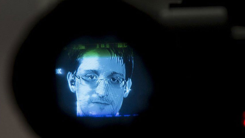 Inmigrantes que acogieron a Snowden en Hong Kong consiguen asilo en Canadá