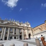 París pide a Roma que permita interrogar al nuncio acusado de agresión sexual