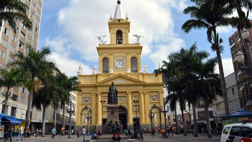 Al menos ocho muertos en un tiroteo en una escuela de Sao Paulo