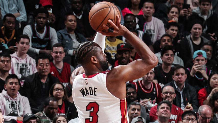 Wade se despidió con triple-doble, acompañado de James, Melo y Paul