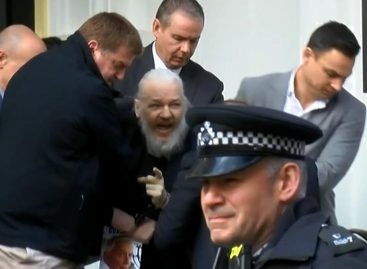 Julian Assange, fundador de WikiLeaks fue detenido en Londres