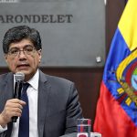 Ecuador suspendió nacionalidad a Assange por irregularidades