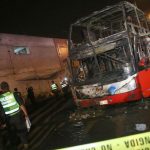 Alcalde denuncia venta ilegal de combustible donde se incendió bus en Lima