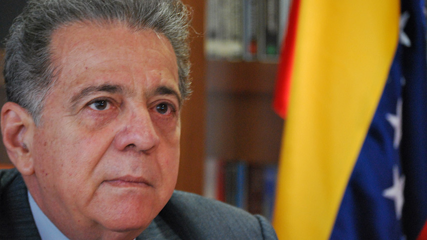 ¿Haciéndose la víctima?: embajador de Maduro renunció por problemas económicos