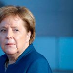Merkel descarta categóricamente querer entrar en política europea