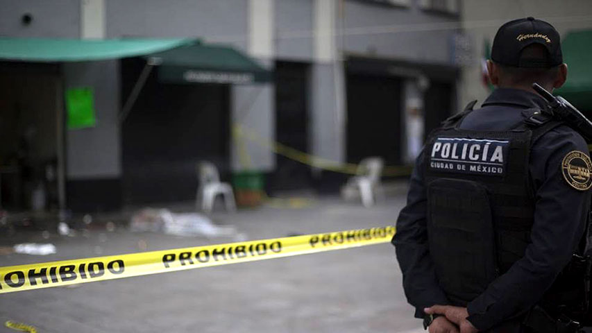 Al menos nueve muertos en choque entre policías y supuestos criminales en México