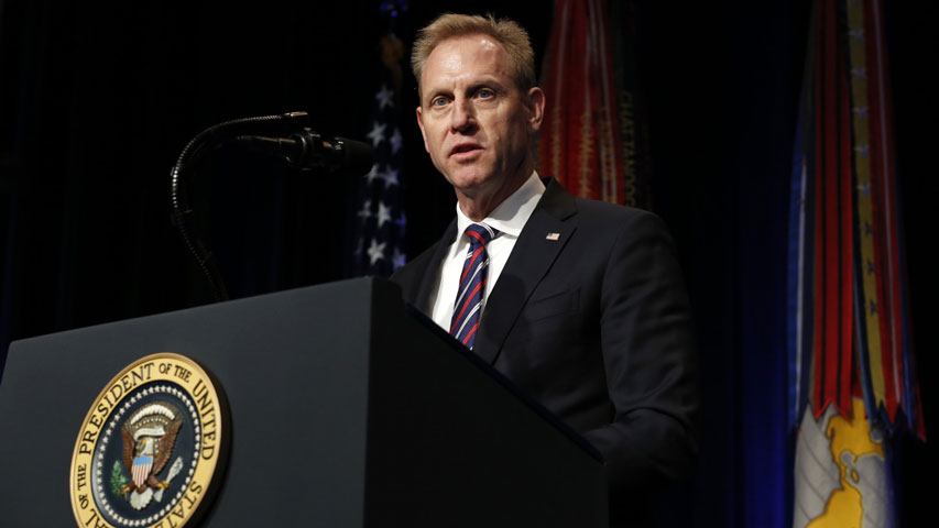 Jefe del Pentágono cancela viaje a Europa por situación en Venezuela