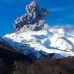 Volcán Nevados Chillán registró 3 explosiones aunque descartan erupción