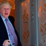 Boris Johnson rechazó preguntas sobre el incidente con su novia