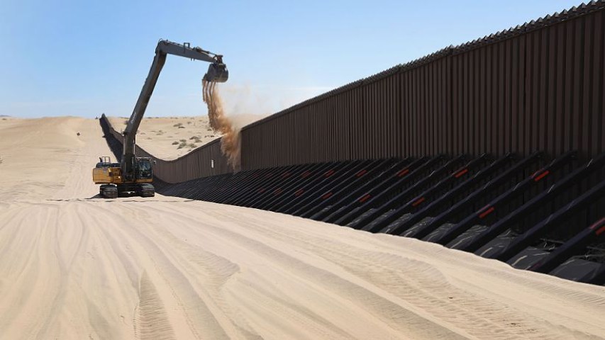 Piden frenar muro fronterizo privado en EEUU que bloquea monumento histórico