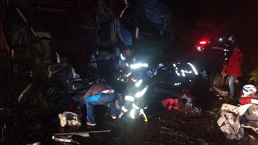 Diez muertos y 51 heridos en accidente de autobús en Brasil