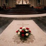 Justicia española suspende de momento exhumación del dictador Franco