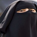 Túnez prohíbe uso de niqab en administraciones públicas