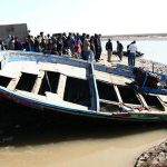 Al menos 3 muertos y 50 desaparecidos tras un naufragio en un río de Pakistán