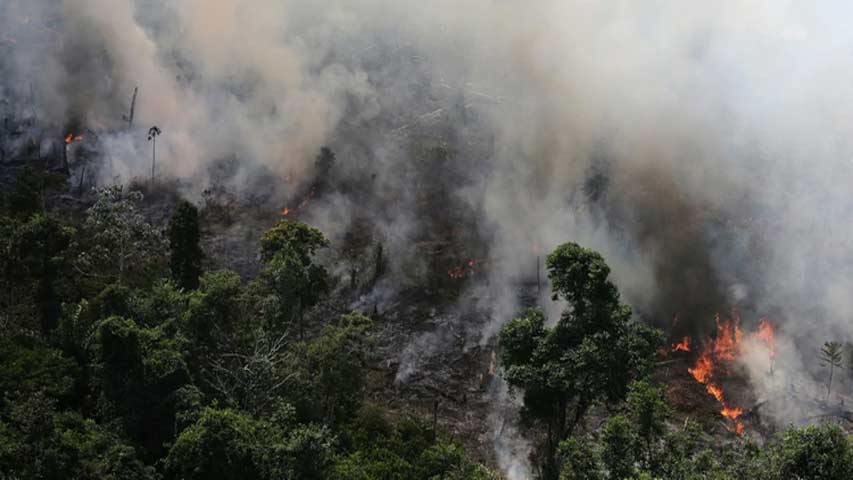 Llega a Perú humo de los incendios en Bolivia y en la Amazonía de Brasil