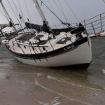Dorian descarga viento y lluvia sobre el litoral de Florida