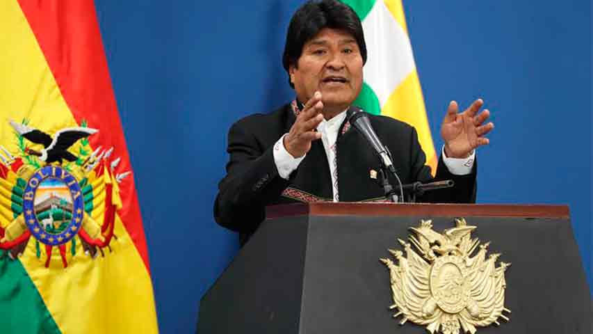 Evo Morales calificó de golpistas a quienes atacan sedes de su partido