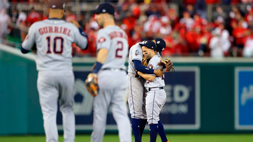 Astros a un triunfo del título de la Serie Mundial