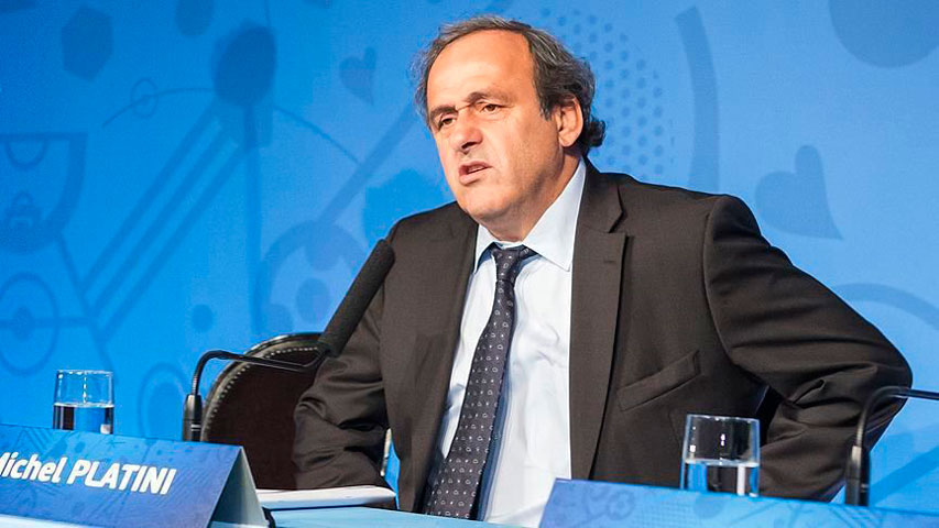 Michel Platini cumplió suspensión de la FIFA