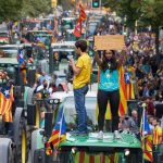 Cataluña vive hoy una huelga general tras otra noche de altercados