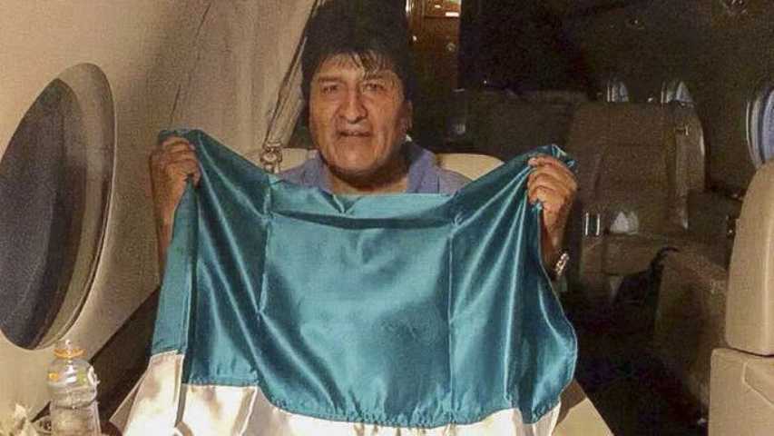 Evo Morales fue recibido por México tras huir de Bolivia