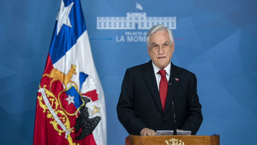 Piñera propone Ley Antisaqueos tras ola de protestas
