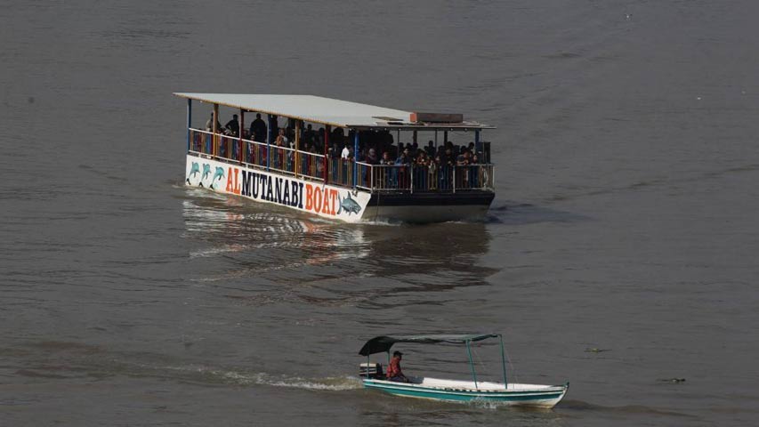 Mueren siete personas al naufragar bote con migrantes en Turquía
