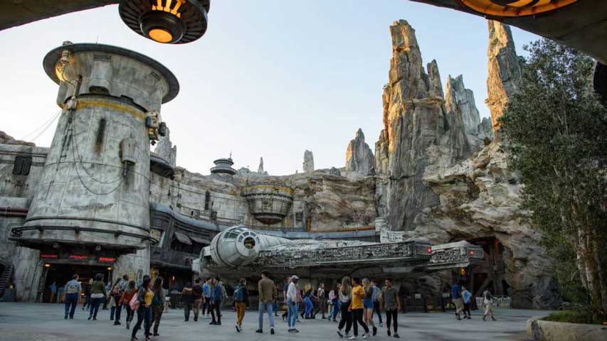 Disney World inaugura en Orlando su nueva atracción de «Star Wars»