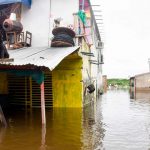 Tormentas dejaron sin luz a 170 mil personas en capital de Paraguay