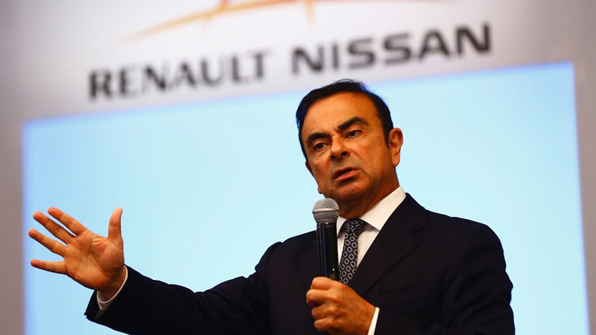 Interpol busca al expresidente de Nissan