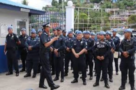 Policía Nacional retuvo a 379 personas durante toque de queda