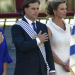 Lacalle Pou recibió banda presidencial uruguaya de manos de Tabaré Vázquez