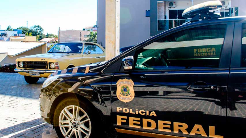Bolsonaro destituye al jefe de la Policía y aumenta la tensión política