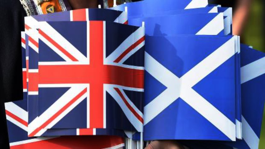 Escocia pide a Johnson que solicite extensión del Brexit de 2 años