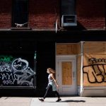 Nueva York perfila flexibilización gradual tras redución del COVID-19