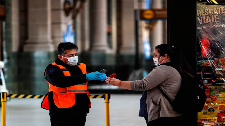 Argentina pasa la barrera de los 42 mil contagios de covid-19