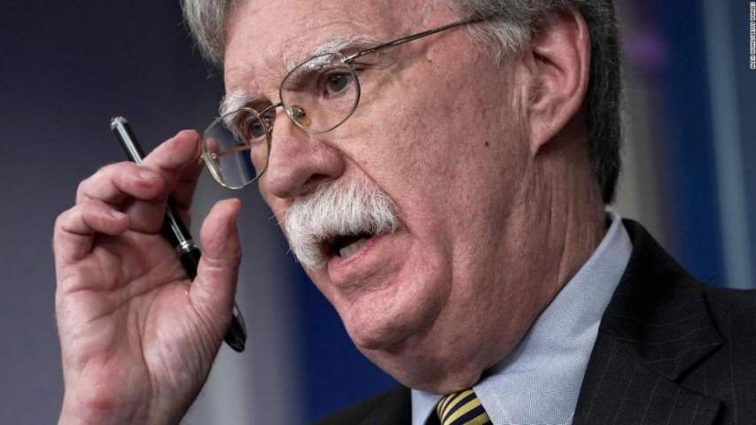 Bolton dice que Trump pidió ayuda a Xi para ganar elecciones de 2020