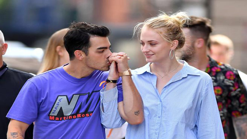 Joe Jonas y Sophie Turner reciben a su primera hija